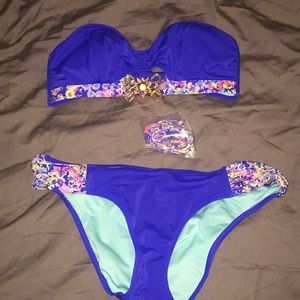 VS Bikini
